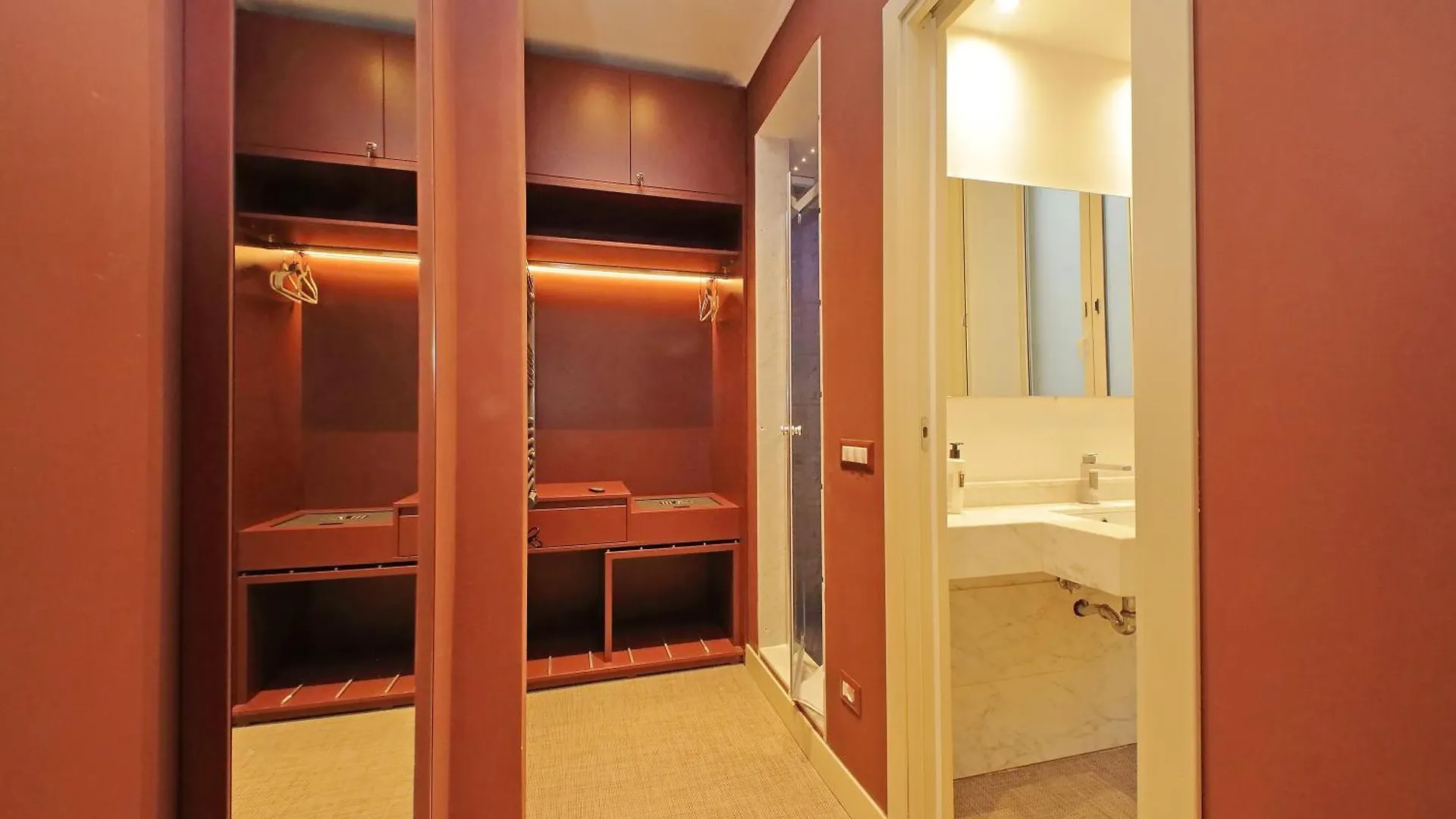 Velvet Inn روما إيطاليا
